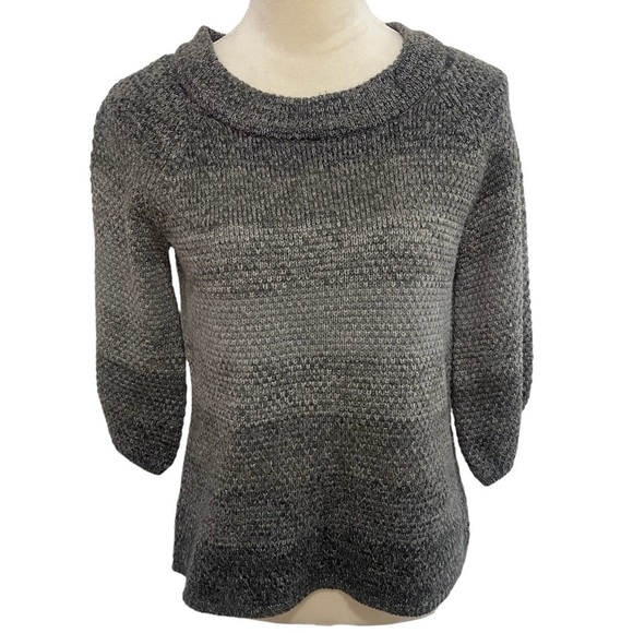 A.N.A. Gray Ombré Knit Crew Neck 3/4 Bell Sleeve Sweater Size Petite Medium - Picture 1 of 6